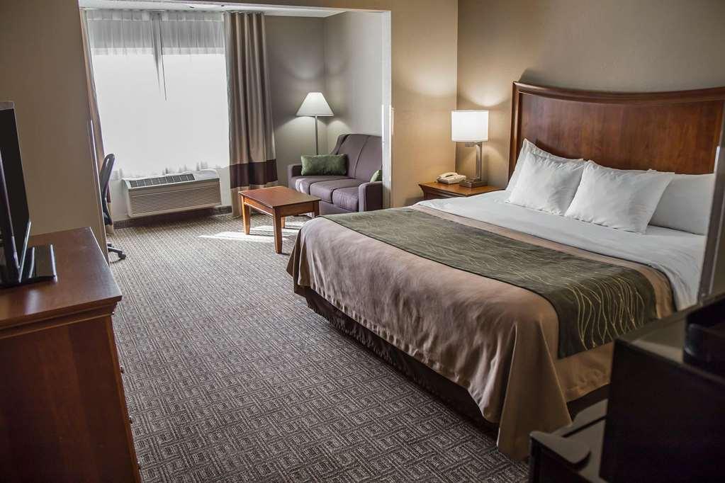Quality Inn & Suites Bradford Ruang foto
