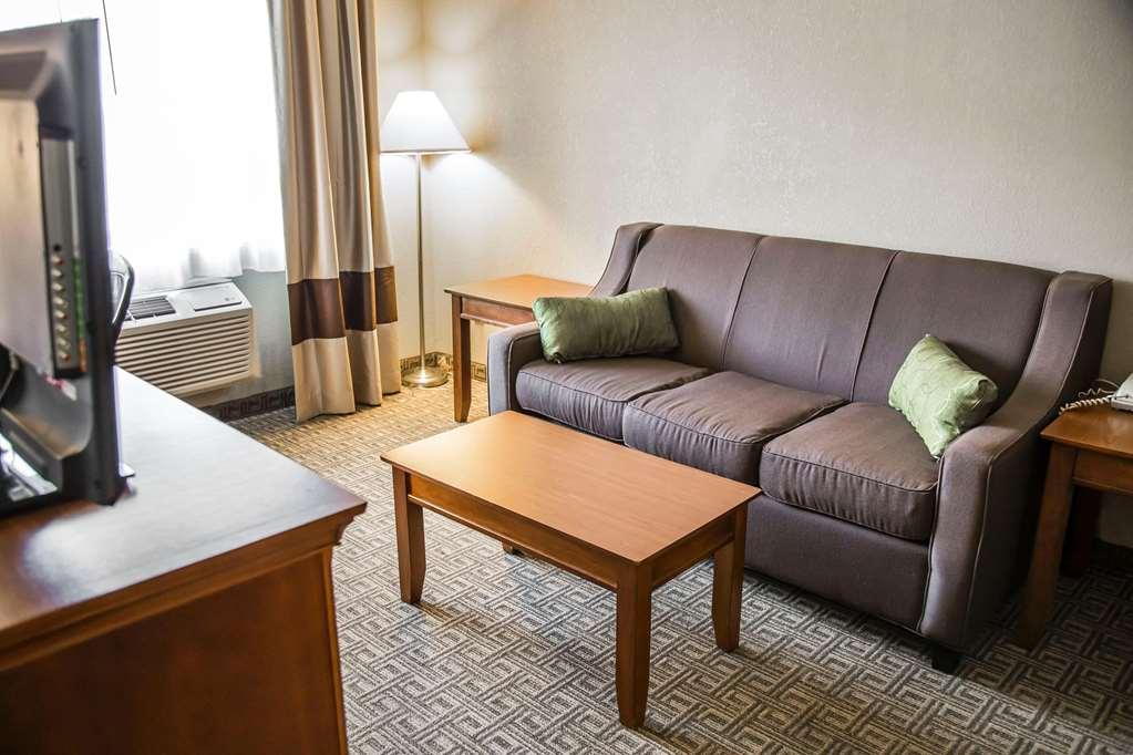 Quality Inn & Suites Bradford Ruang foto