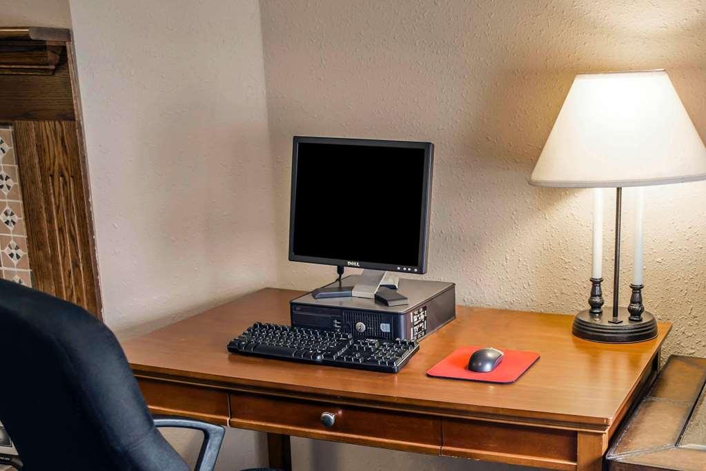 Quality Inn & Suites Bradford Fasilitas foto